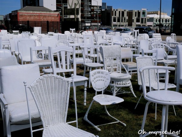 christchurch-white-chairs